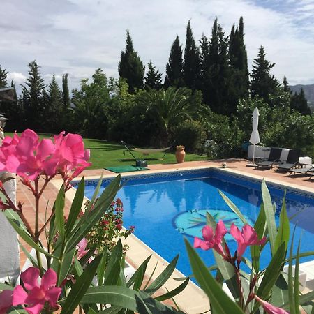Bed and Breakfast Cortijo Andaluz Alhaurín el Grande Exterior foto