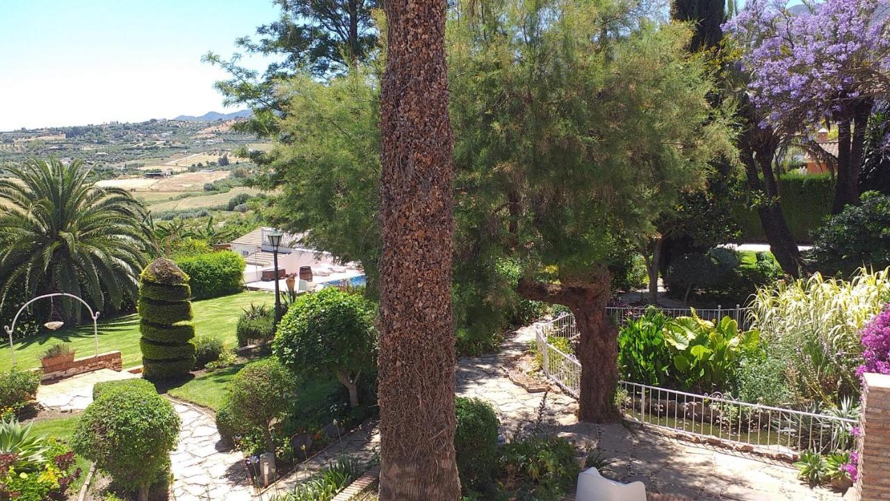 Bed and Breakfast Cortijo Andaluz Alhaurín el Grande Exterior foto